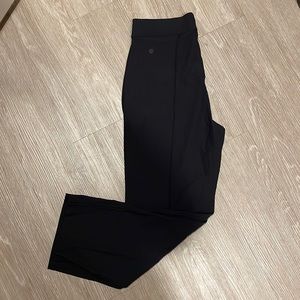Lululemon Black trouser style pant size 8